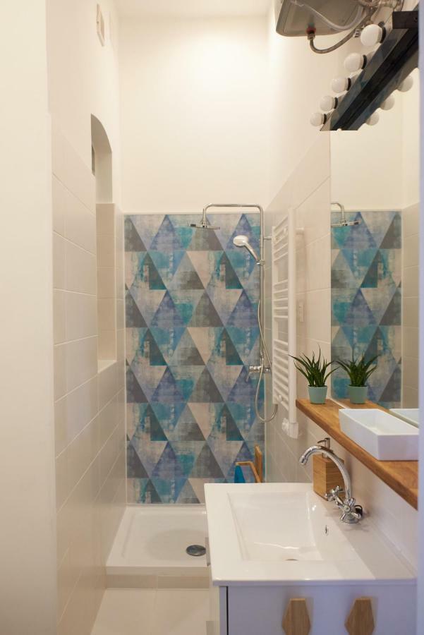 Self Check-In Cozy Stylish Flat By Vaci Street Apartment Budapest Exterior photo